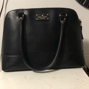 Large Kate Spade purse almost new condition!